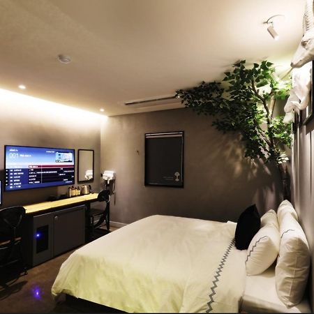 Mari Hotel Cheongju Extérieur photo