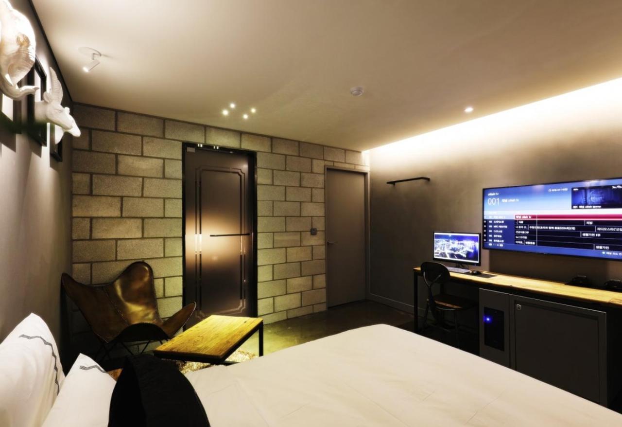 Mari Hotel Cheongju Extérieur photo