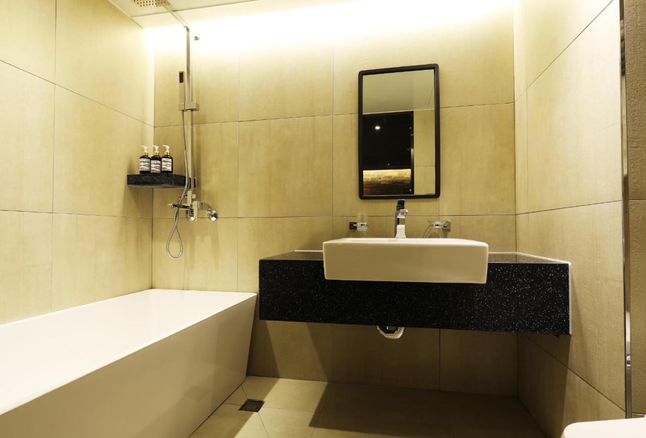 Mari Hotel Cheongju Extérieur photo